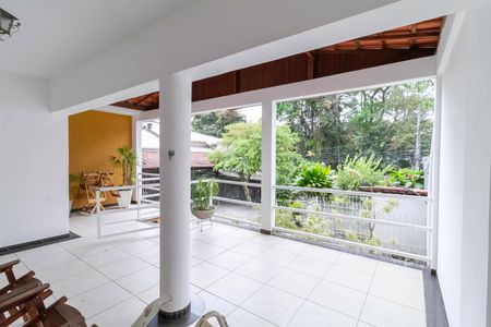 Casa à venda com 193m², 4 quartos e 4 vagas Casa à venda com 193m², 4 quartos e 4 vagasÁrea Externa