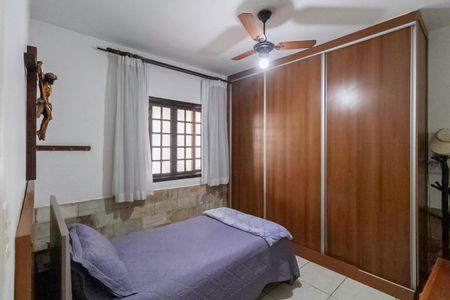 Casa à venda com 193m², 4 quartos e 4 vagas Casa à venda com 193m², 4 quartos e 4 vagasQuarto 2