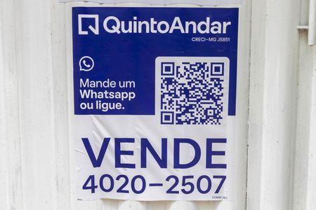 Casa à venda com 193m², 4 quartos e 4 vagas Casa à venda com 193m², 4 quartos e 4 vagasPlaca