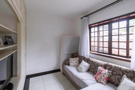 Casa à venda com 193m², 4 quartos e 4 vagas Casa à venda com 193m², 4 quartos e 4 vagasQuarto 1