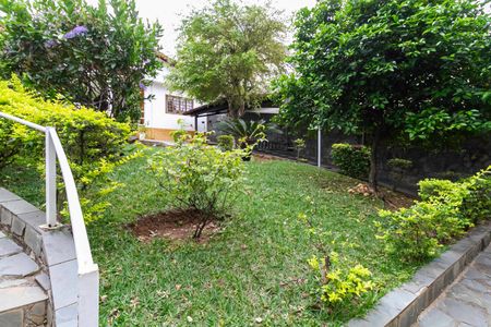 Casa à venda com 193m², 4 quartos e 4 vagas Casa à venda com 193m², 4 quartos e 4 vagasJardim