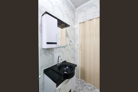 Casa à venda com 150m², 2 quartos e 1 vaga Casa à venda com 150m², 2 quartos e 1 vagaBanheiro