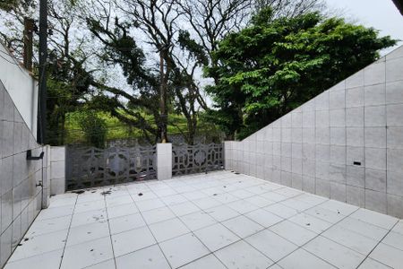 Casa à venda com 150m², 2 quartos e 1 vaga Casa à venda com 150m², 2 quartos e 1 vagaVaranda do Quarto 2