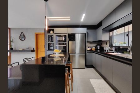 Casa de condomínio para alugar com 560m², 4 quartos e 1 vagaCozinha