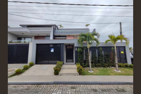 Casa de condomínio para alugar com 560m², 4 quartos e 1 vagaFachada