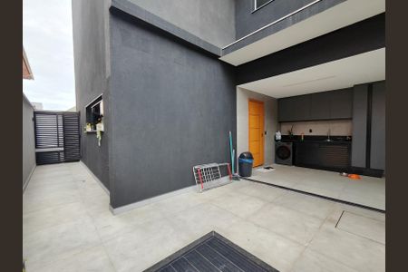 Casa de condomínio para alugar com 560m², 4 quartos e 1 vagaÁrea de Serviço