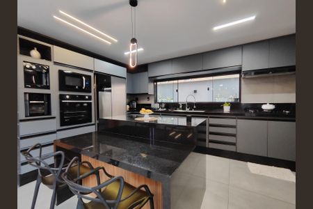 Casa de condomínio para alugar com 560m², 4 quartos e 1 vagaCozinha