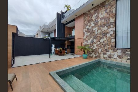 Casa de condomínio para alugar com 560m², 4 quartos e 1 vagaVaranda Sala