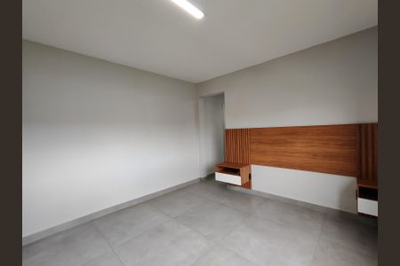 Casa de condomínio para alugar com 560m², 4 quartos e 1 vagaSuíte 2