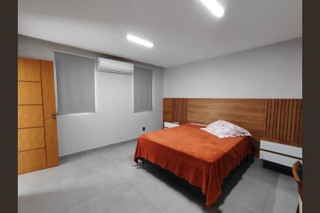 Casa de condomínio para alugar com 560m², 4 quartos e 1 vagaSuíte 4