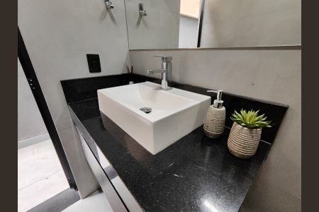 Casa de condomínio para alugar com 560m², 4 quartos e 1 vagaBanheiro Social