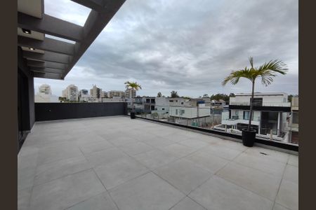 Casa de condomínio para alugar com 560m², 4 quartos e 1 vagaVaranda 1