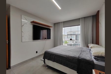 Casa de condomínio para alugar com 560m², 4 quartos e 1 vagaSuíte 1