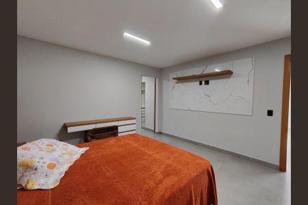 Casa de condomínio para alugar com 560m², 4 quartos e 1 vagaSuíte 4