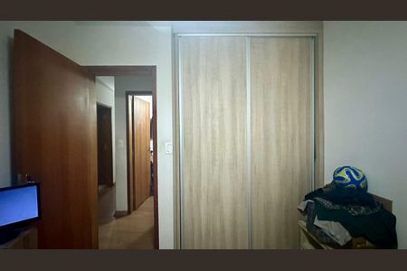 Quarto 2 de apartamento à venda com 3 quartos, 70m² em Cinquentenario, Belo Horizonte