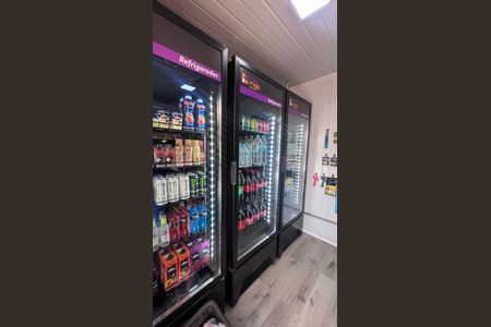 Apartamento à venda com 5m², 2 quartos e 1 vaga Apartamento à venda com 5m², 2 quartos e 1 vagaÁrea comum