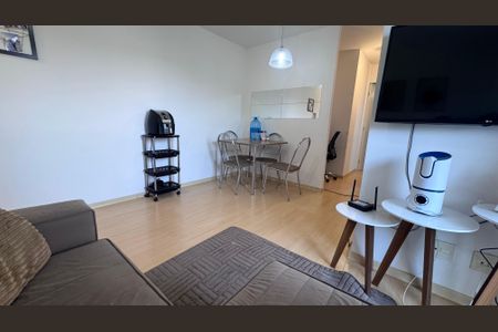 Apartamento à venda com 5m², 2 quartos e 1 vaga Apartamento à venda com 5m², 2 quartos e 1 vagaSala