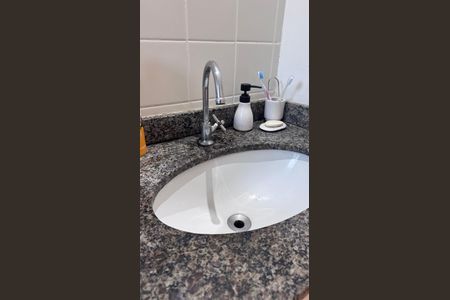 Apartamento à venda com 5m², 2 quartos e 1 vaga Apartamento à venda com 5m², 2 quartos e 1 vagaBanheiro