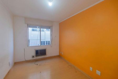 Sala de apartamento para alugar com 1 quarto, 40m² em Passo d’Areia, Porto Alegre