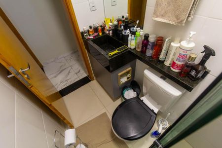 Apartamento à venda com 74m², 2 quartos e 1 vagaBanheiro