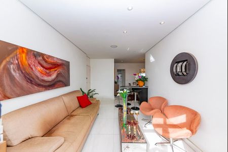 Sala 1 de apartamento à venda com 3 quartos, 120m² em Grajaú, Belo Horizonte