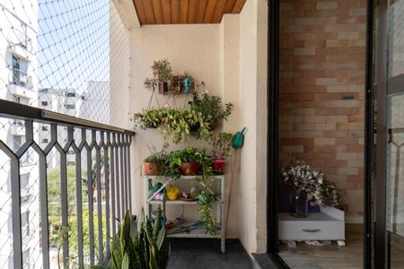 Varanda de apartamento para alugar com 2 quartos, 66m² em Lapa, São Paulo