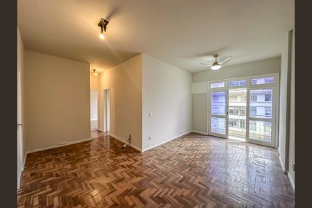 Sala de apartamento à venda com 2 quartos, 80m² em Laranjeiras, Rio de Janeiro