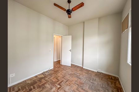 Apartamento à venda com 80m², 2 quartos e 1 vaga Apartamento à venda com 80m², 2 quartos e 1 vagaQuarto 2
