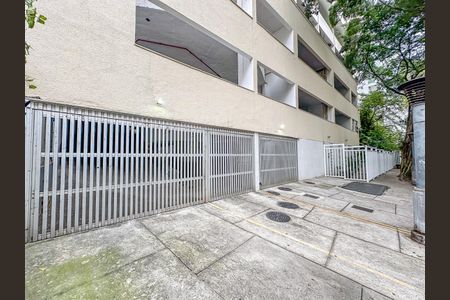 Apartamento à venda com 80m², 2 quartos e 1 vaga Apartamento à venda com 80m², 2 quartos e 1 vagaFachada do Prédio