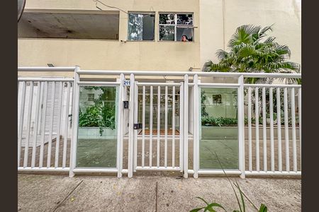 Apartamento à venda com 80m², 2 quartos e 1 vaga Apartamento à venda com 80m², 2 quartos e 1 vagaFachada do Prédio