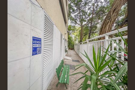 Apartamento à venda com 80m², 2 quartos e 1 vaga Apartamento à venda com 80m², 2 quartos e 1 vagaFachada do Prédio