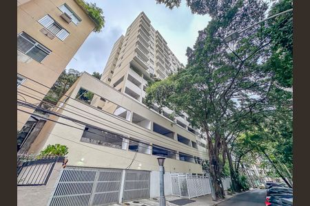 Apartamento à venda com 80m², 2 quartos e 1 vaga Apartamento à venda com 80m², 2 quartos e 1 vagaFachada do Prédio
