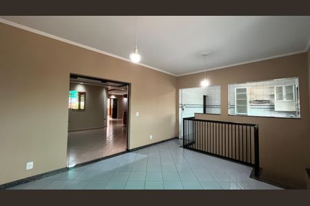 Casa à venda com 407m², 5 quartos e 4 vagas