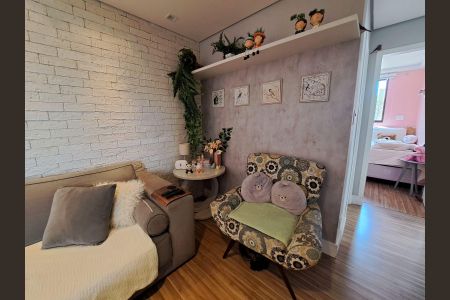 Sala de apartamento para alugar com 3 quartos, 79m² em City Bussocaba, Osasco