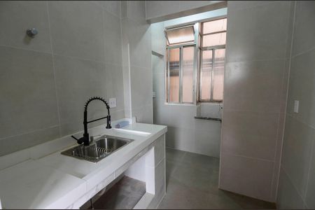 Apartamento à venda com 58m², 2 quartos e sem vaga Apartamento à venda com 58m², 2 quartos e sem vagaCozinha