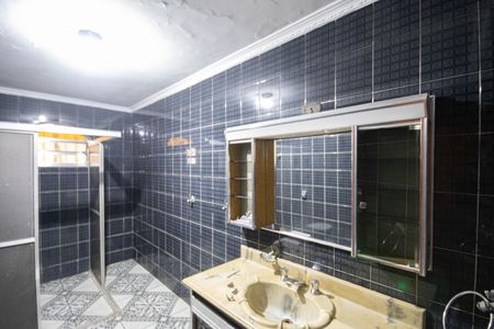 Casa para alugar com 180m², 2 quartos e 8 vagas Casa para alugar com 180m², 2 quartos e 8 vagasBanheiro 2