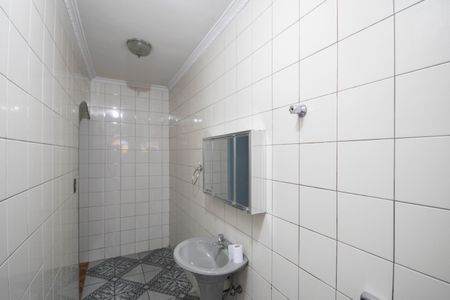 Casa para alugar com 180m², 2 quartos e 8 vagas Casa para alugar com 180m², 2 quartos e 8 vagasBanheiro da Suíte