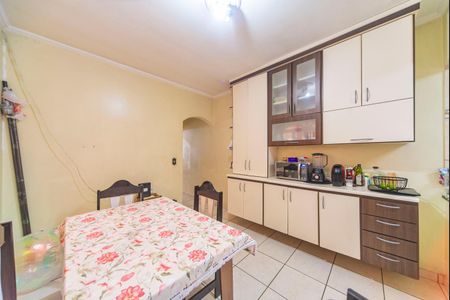 Casa à venda com 125m², 3 quartos e 3 vagasCopa e cozinha