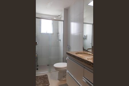 Apartamento à venda com 69m², 2 quartos e 1 vaga Apartamento à venda com 69m², 2 quartos e 1 vagaBanheiro da Suíte