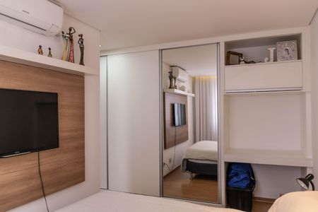 Apartamento à venda com 69m², 2 quartos e 1 vaga Apartamento à venda com 69m², 2 quartos e 1 vagaSuíte