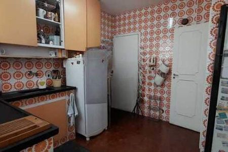 Apartamento à venda com 202m², 3 quartos e 1 vaga