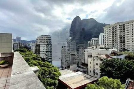 Apartamento à venda com 202m², 3 quartos e 1 vaga