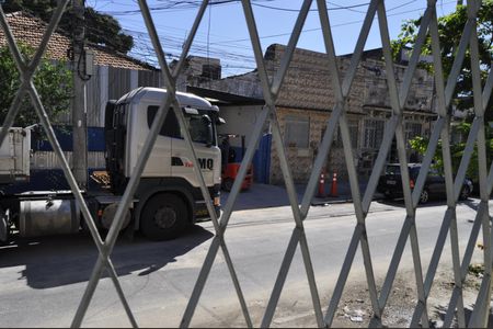 Casa à venda com 220m², 2 quartos e sem vagaVista