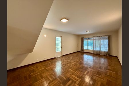 Sala de casa para alugar com 3 quartos, 150m² em Campo Belo, São Paulo