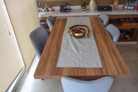 Apartamento à venda com 90m², 2 quartos e 2 vagas Apartamento à venda com 90m², 2 quartos e 2 vagasVaranda da Sala
