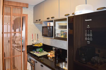 Apartamento à venda com 90m², 2 quartos e 2 vagas Apartamento à venda com 90m², 2 quartos e 2 vagasCozinha