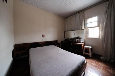 Casa à venda com 100m², 2 quartos e 2 vagasQuarto 2