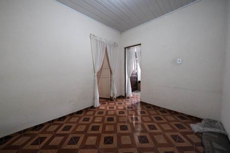 Casa à venda com 100m², 2 quartos e 2 vagasQuarto 1