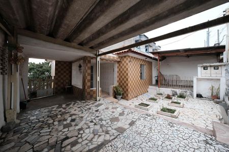 Casa à venda com 100m², 2 quartos e 2 vagasGaragem