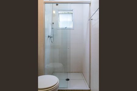 Apartamento à venda com 60m², 2 quartos e 2 vagas Apartamento à venda com 60m², 2 quartos e 2 vagasBanheiro da Suíte